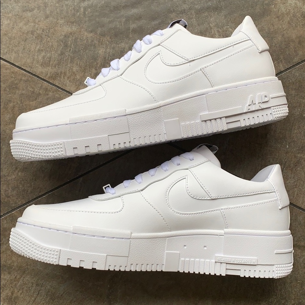 NIKE W AF1 PIXEL WHITE/WHITE-BLACK-SAIL - Picture 13 of 16